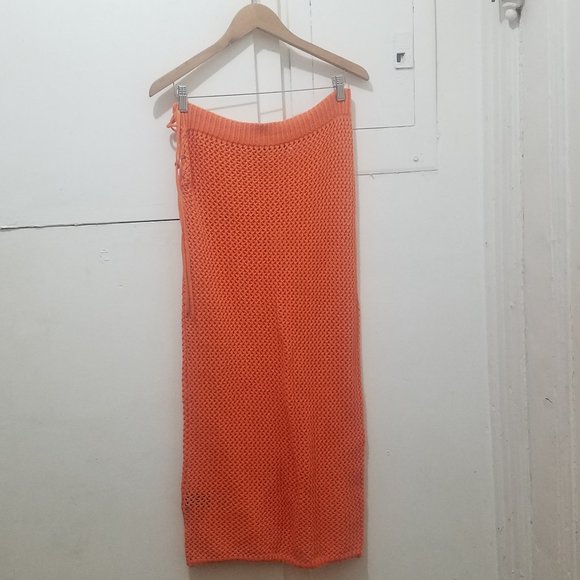 NWT ORANGE CROCHETED SKIRT - Picture 4 of 4